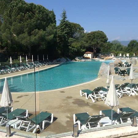 Duplex Dans Village Vacances En Ardeche グロスピエール エクステリア 写真