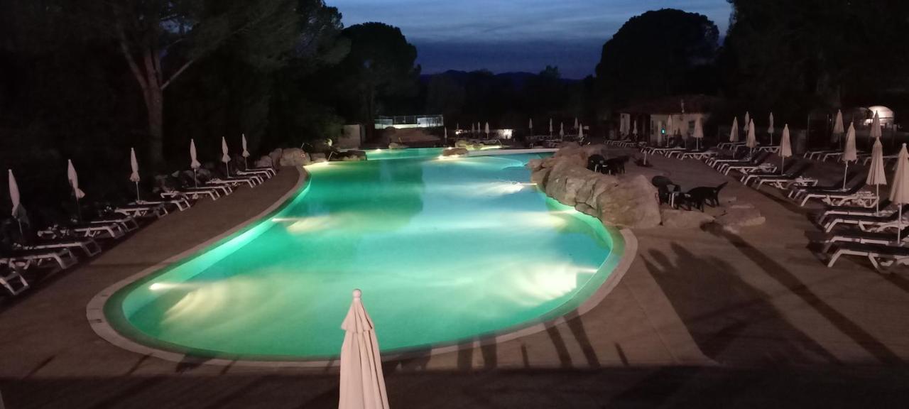 Duplex Dans Village Vacances En Ardeche グロスピエール エクステリア 写真