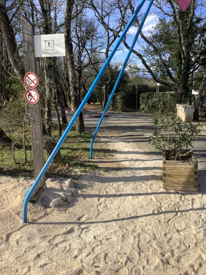 Duplex Dans Village Vacances En Ardeche グロスピエール エクステリア 写真